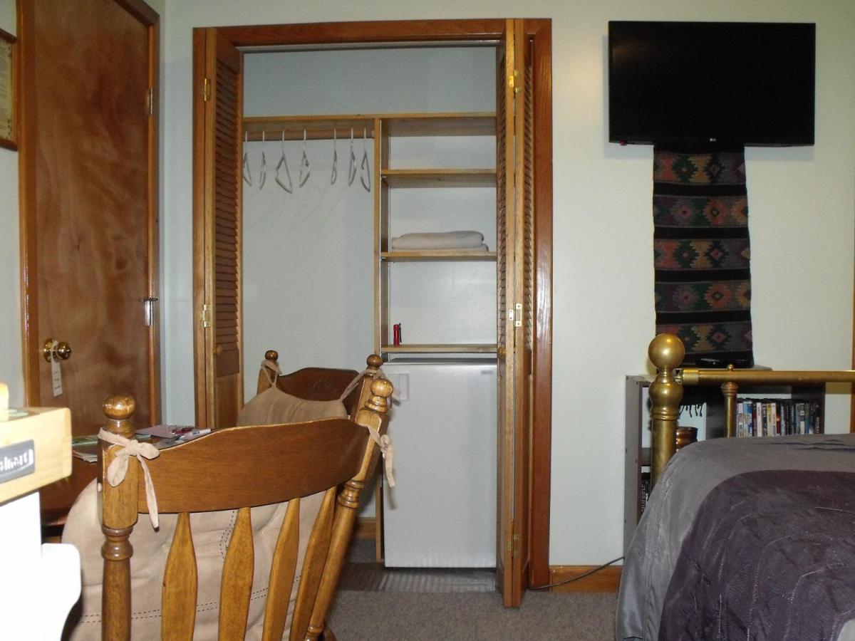 טופינו Summerhill Guest House מראה חיצוני תמונה